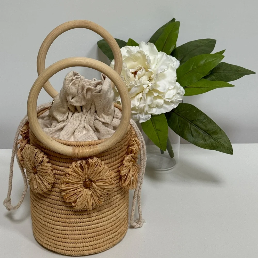 Poolside Raffia-Trimmed Straw Bucket Bag - Picture 12 of 14